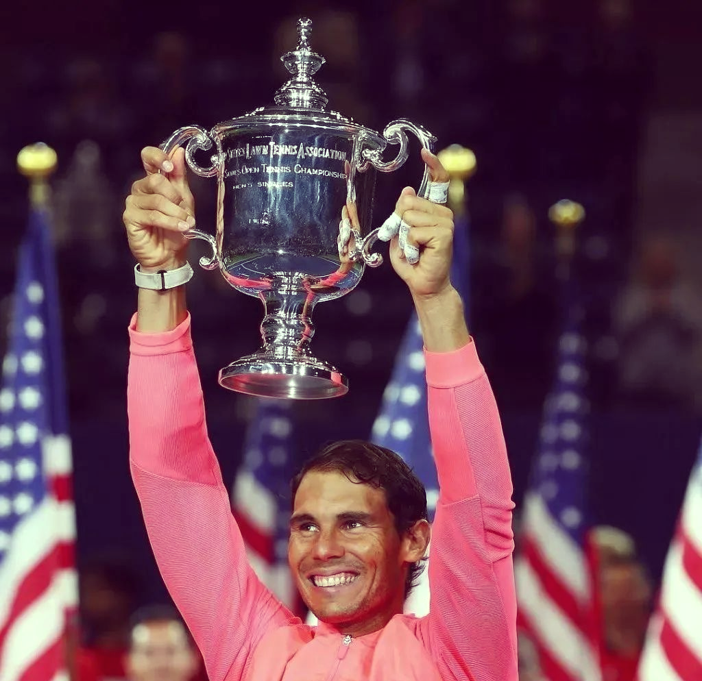 九游官网入口-德约科维奇重要时刻夺冠，MAD带队取胜！再创辉煌时刻-九游官网入口